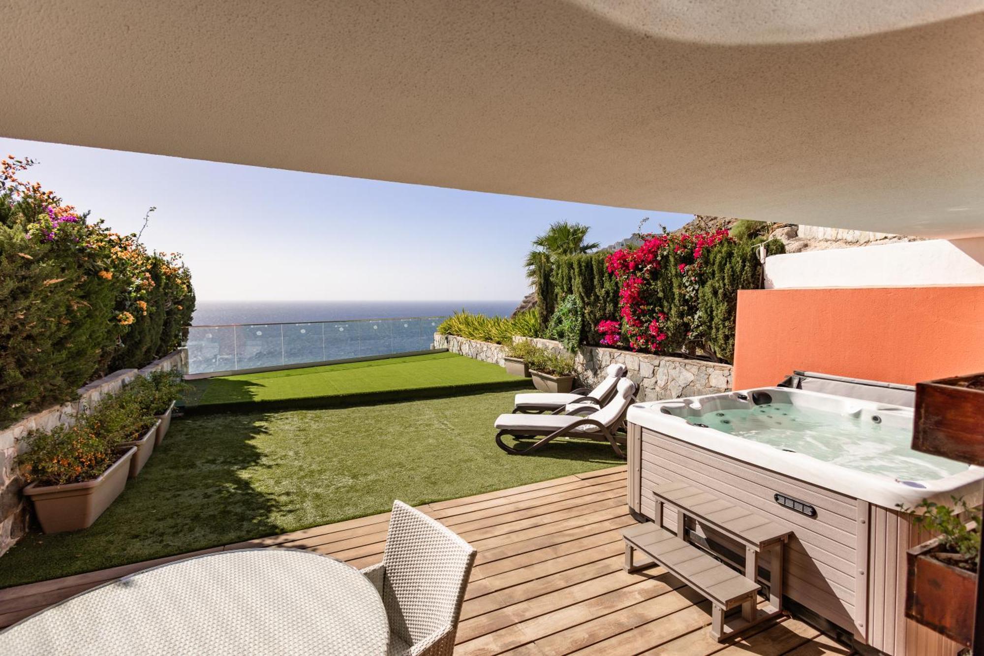 Apartahotel Serenity Amadores